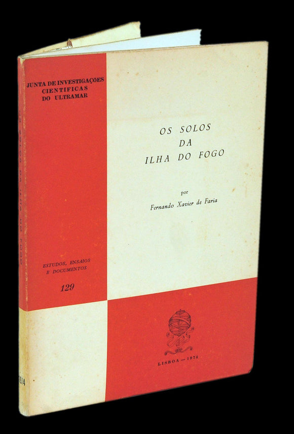 Livro - SOLOS DA ILHA DO FOGO (OS)