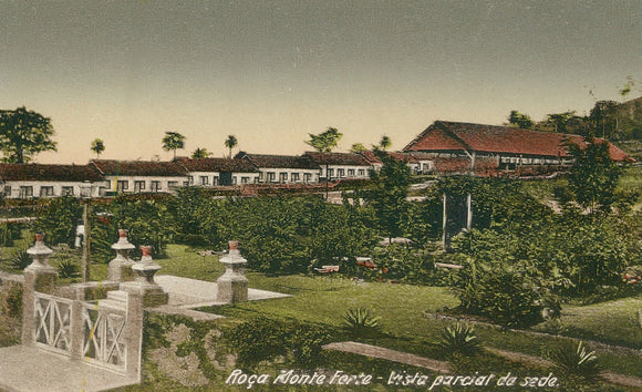S. Tomé — Roça Monte forte. Vista parcial da sede.  Loja da In-Libris   