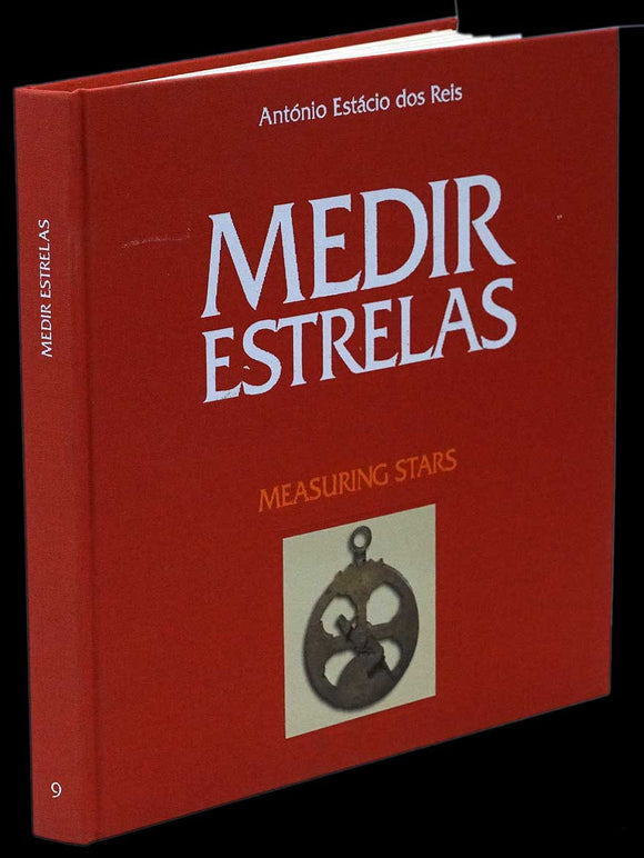 MEDIR ESTRELAS / MEASURING STARS - Loja da In-Libris