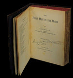 First men ih the Moon (The) Livro Loja da In-Libris   