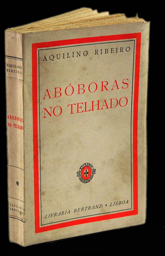 Livro - ABÓBORAS NO TELHADO
