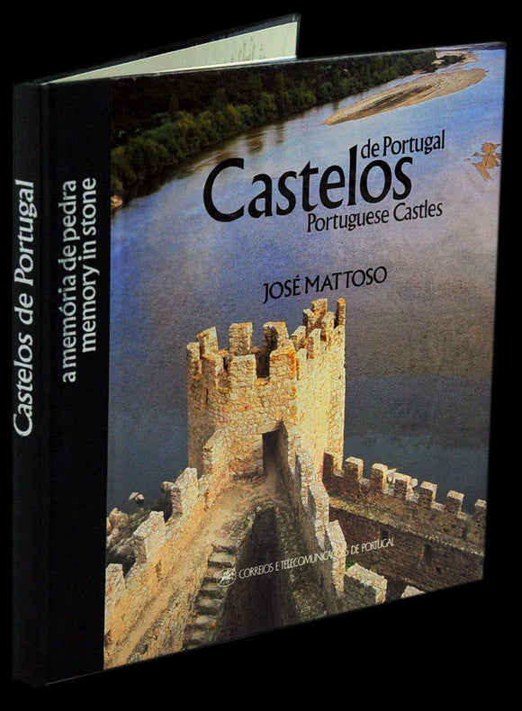 Livro - CASTELOS DE PORTUGAL / PORTUGUESE CASTLES