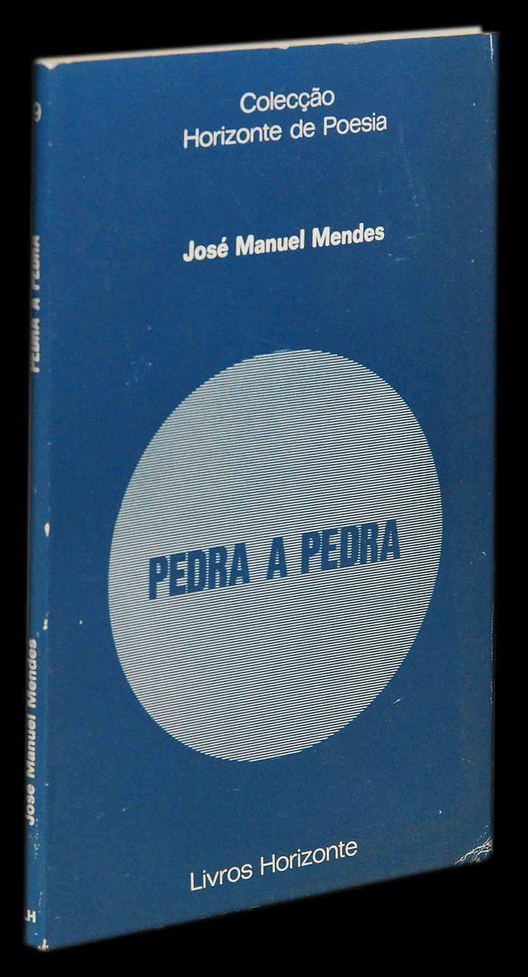 Pedra a pedra — José Manuel Mendes Livro Loja da In-Libris   